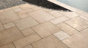 Terrasse aus Outdoor Kalkstein Alexandria Beige