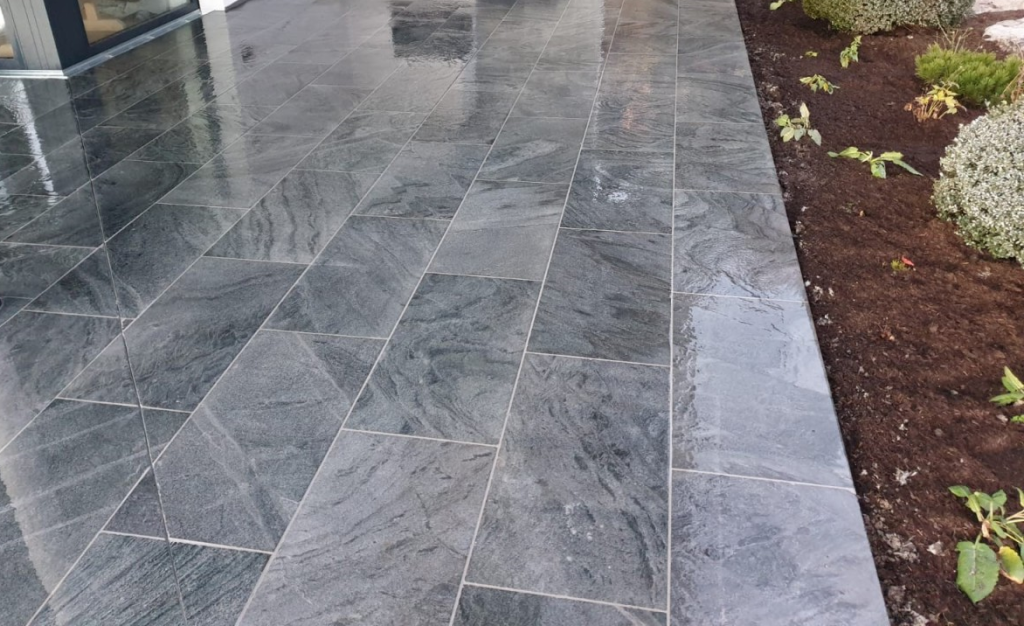 Quarzit Silver Grey