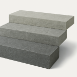 Blockstufen aus Kalkstein Alexandria Grey in drei 3 Grautönen